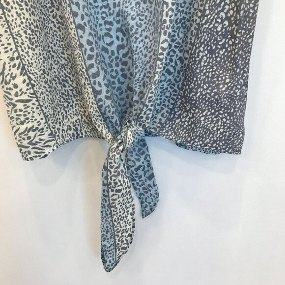 Cooper & Ella Career Blouse Cap Sleeve Tie Bottom Blue Animal Print Size Medium - Picture 5 of 14